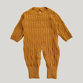 Macacão Tricot Saída Maternidade Trançado Mostarda